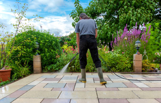 Best Driveway Pressure Washing  in East Washington, PA